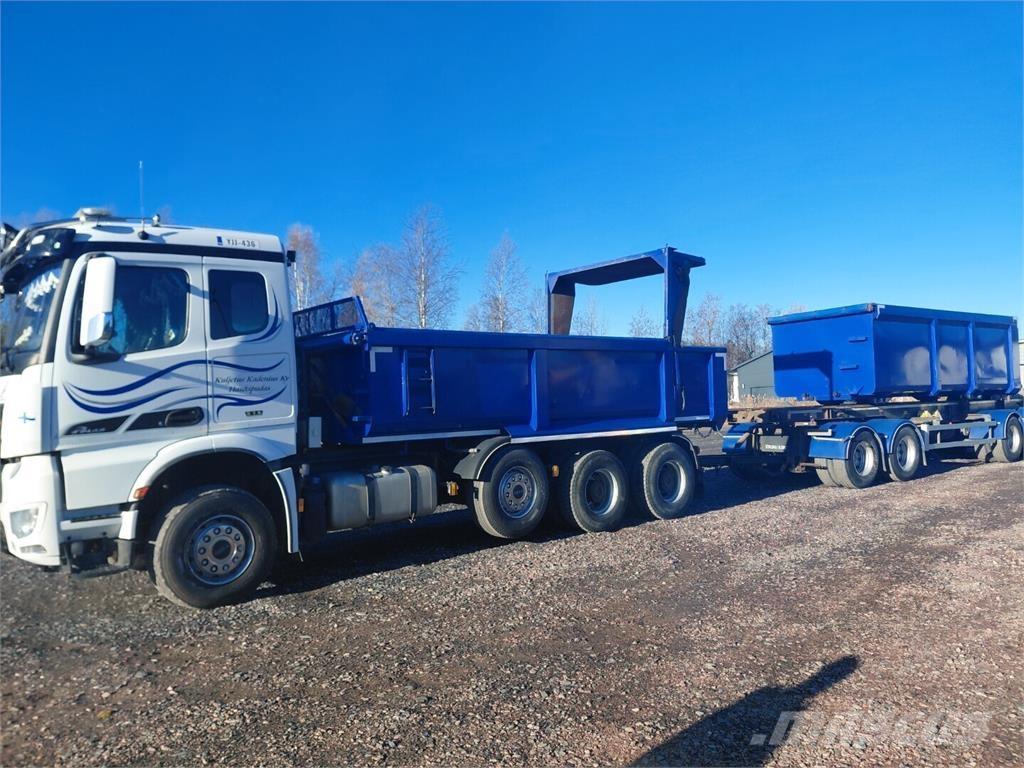 Sisu CM16M 8x4 Sklápače