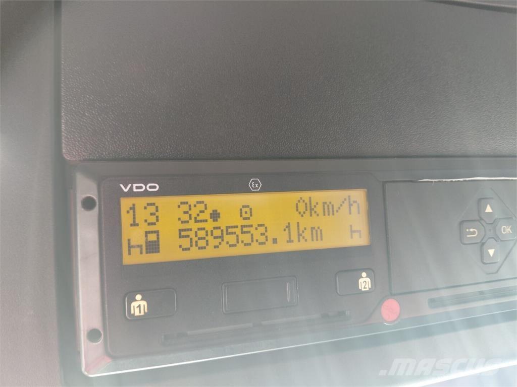 Sisu CM16M 8x4 Sklápače