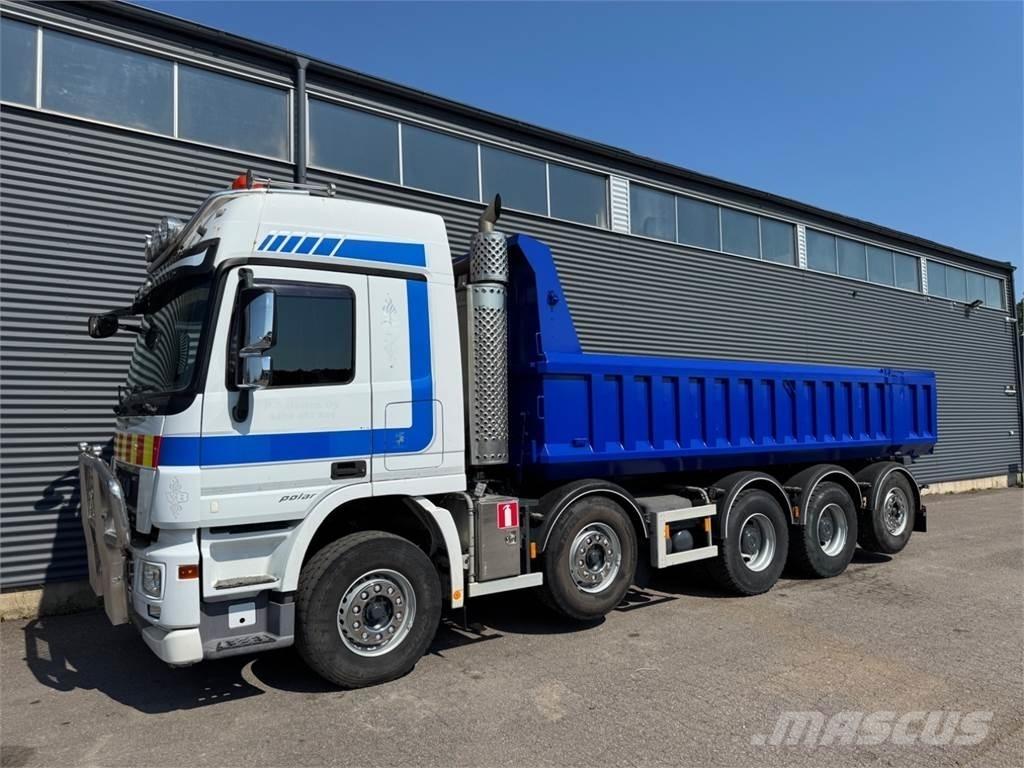 Sisu Polar 10X4 Sklápače