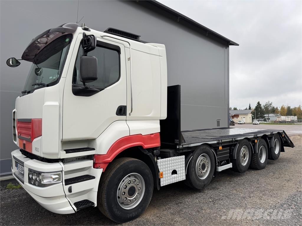 Sisu R500 10x4 Nákladné automobily na prepravu lesných strojov