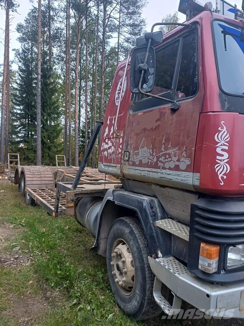 Sisu SM300 Nákladní vozidlá na prepravu automobilov