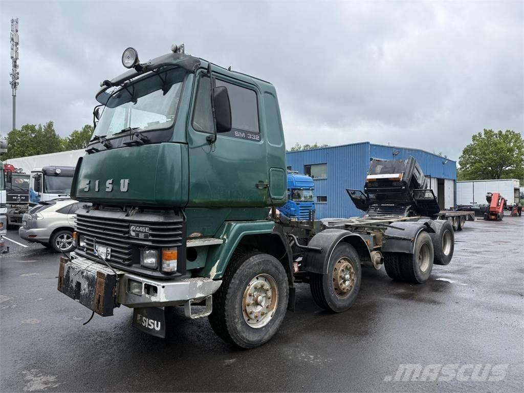 Sisu Sm332 8x2 Nákladné vozidlá bez nadstavby