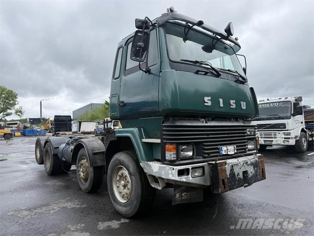 Sisu Sm332 8x2 Nákladné vozidlá bez nadstavby