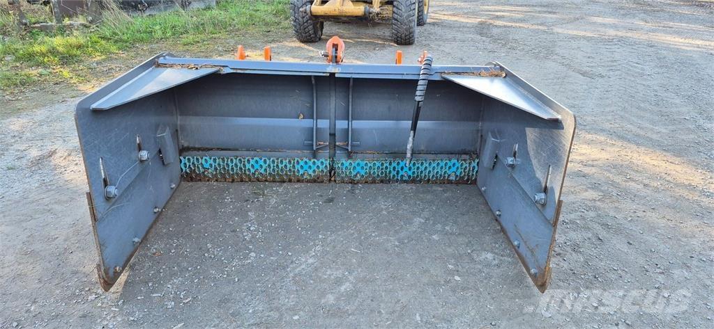 Skaala TRA18-34 Snežné pluhy, predné snežné radlice