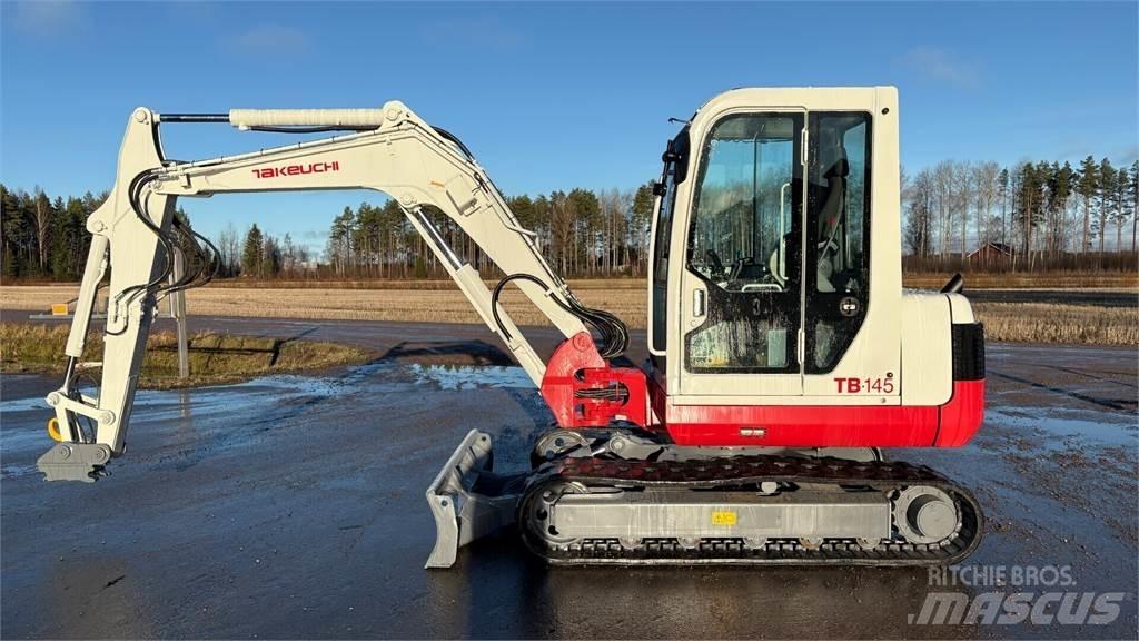 Takeuchi TB145 Mini rýpadlá < 7t