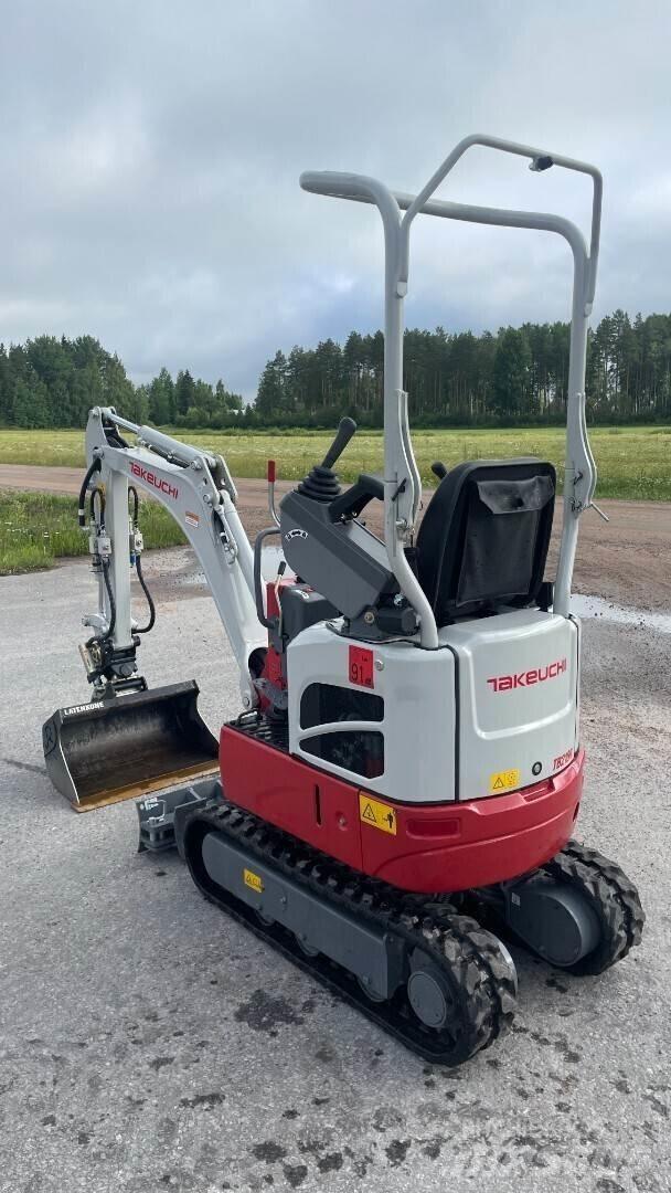 Takeuchi TB210R Mini rýpadlá < 7t
