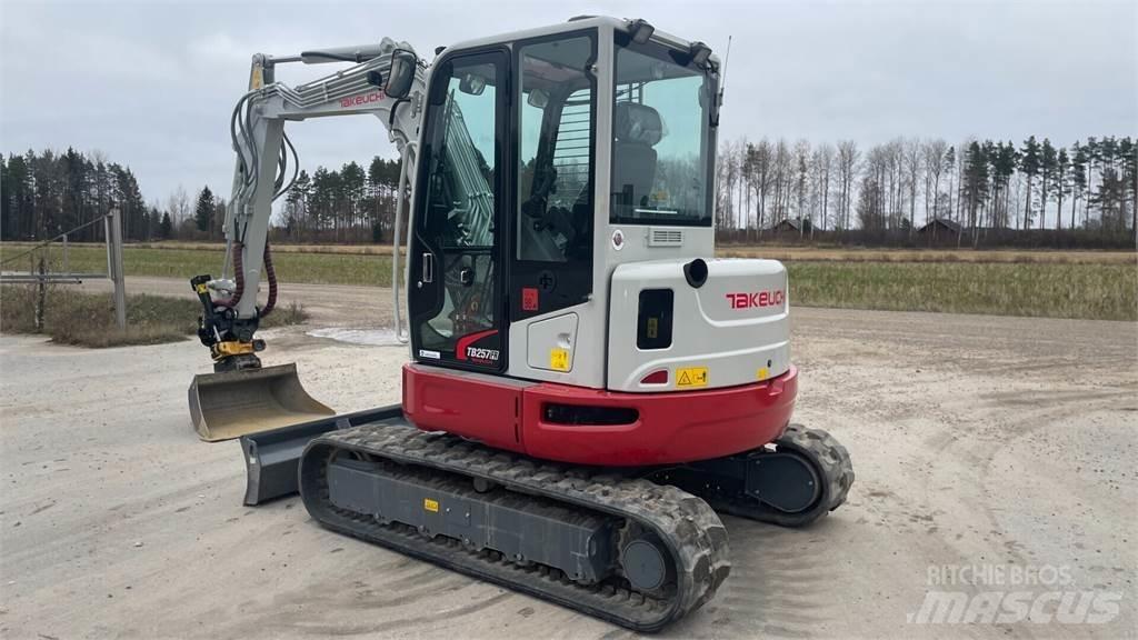 Takeuchi TB257FR Mini rýpadlá < 7t