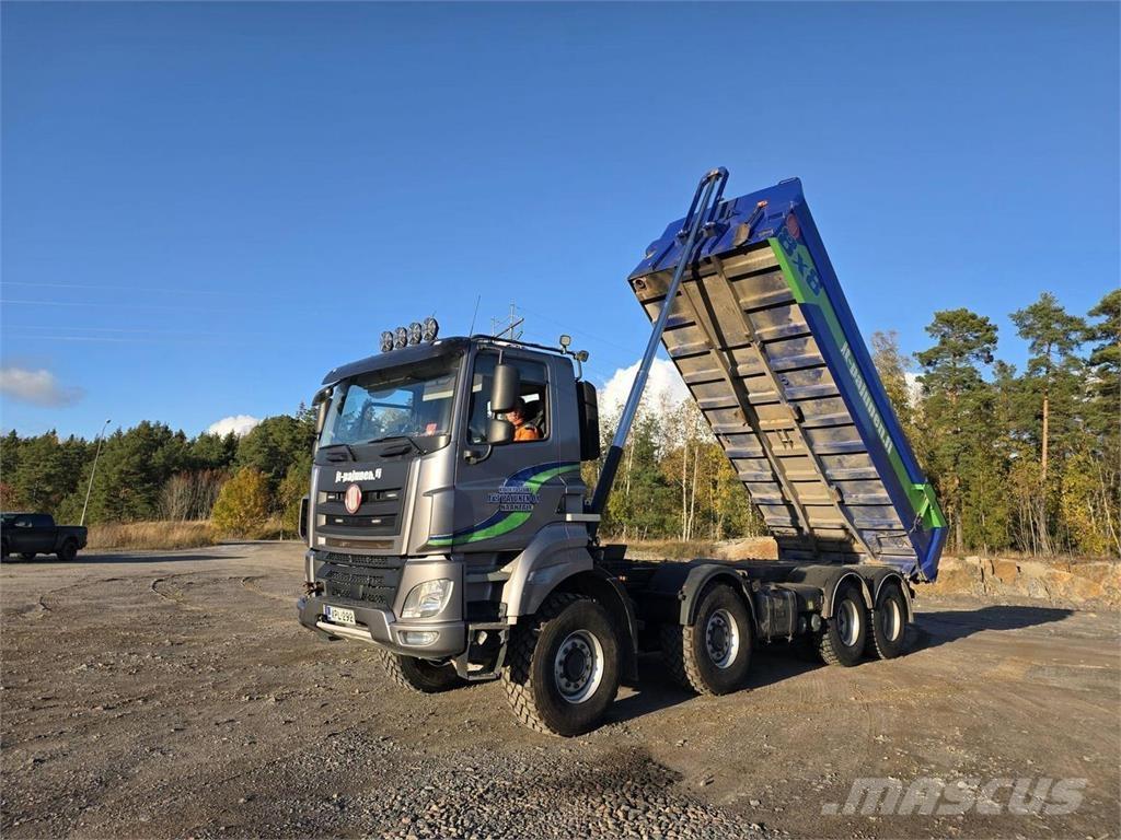 Tatra Phoenix Traktory