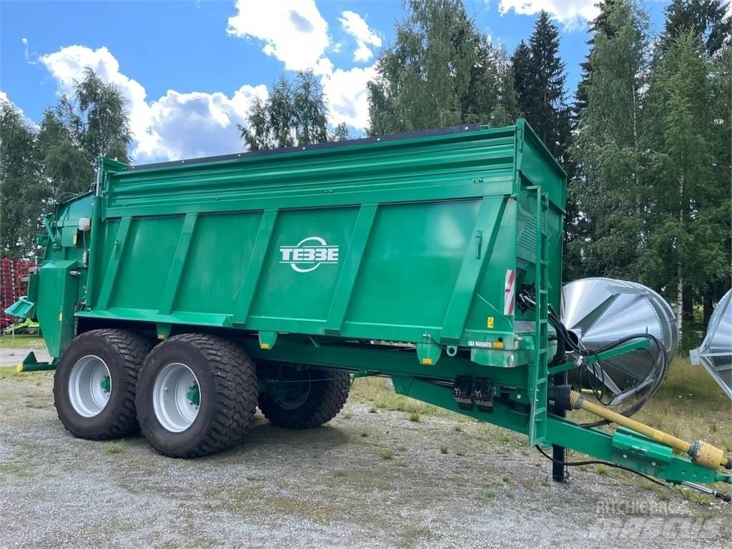 Tebbe Hs220 Rozmetadlá maštaľného hnoja