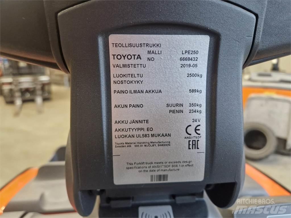 Toyota LPE 250 Iné