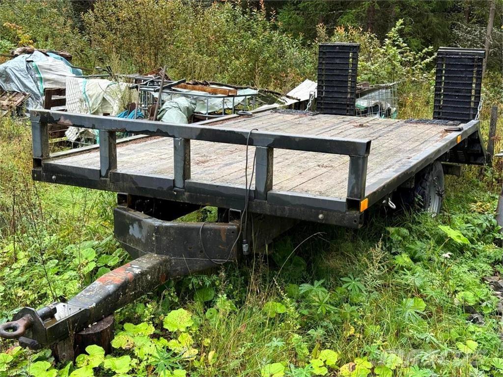  Traktorilavetti Ďalšie prívesy