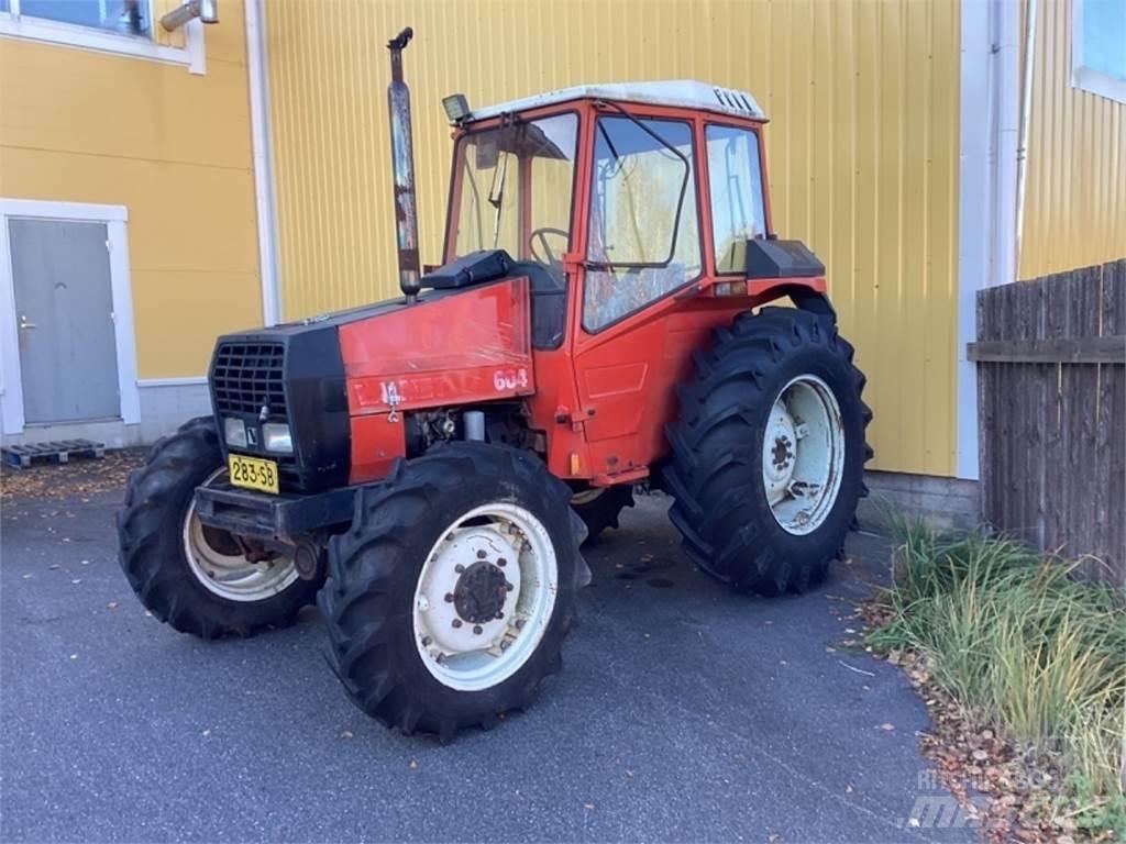 Valmet 4x4 Traktory