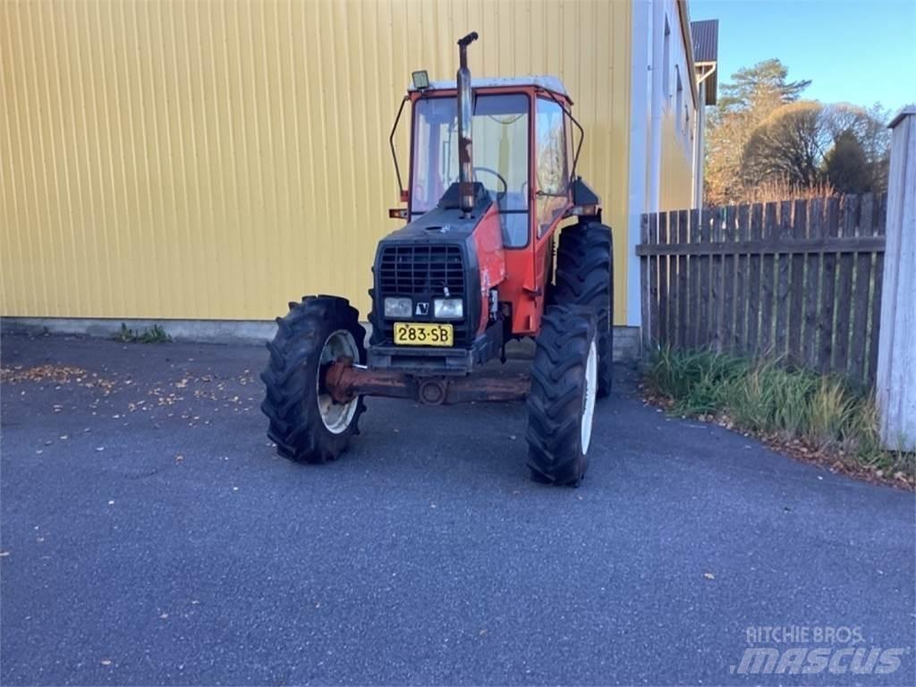 Valmet 4x4 Traktory