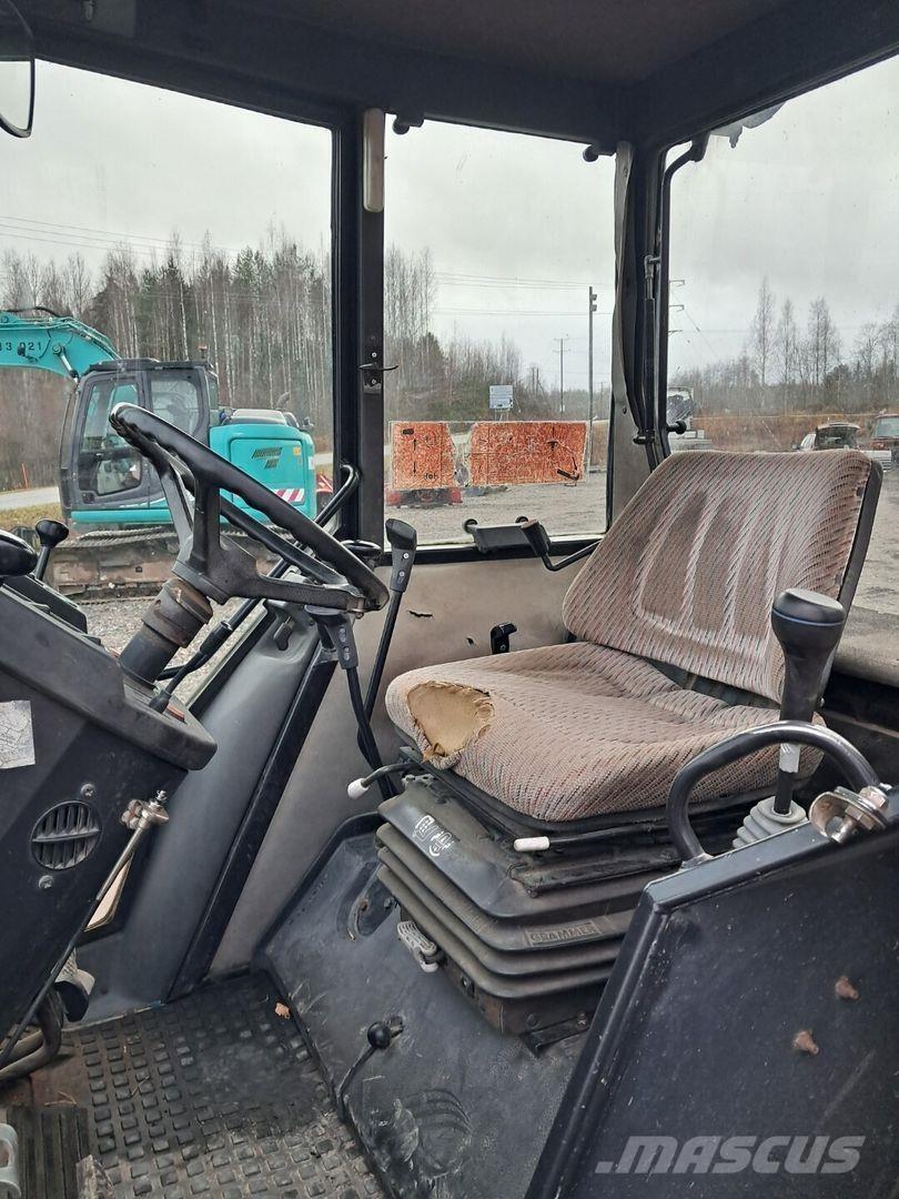 Valmet 665 Traktory