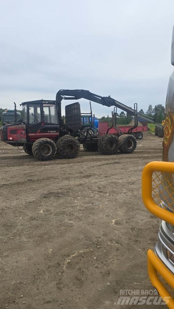 Valmet 820 Lesné traktory