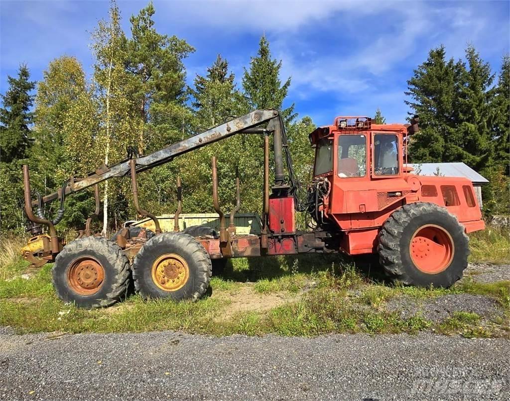 Valmet 886K Lesné traktory