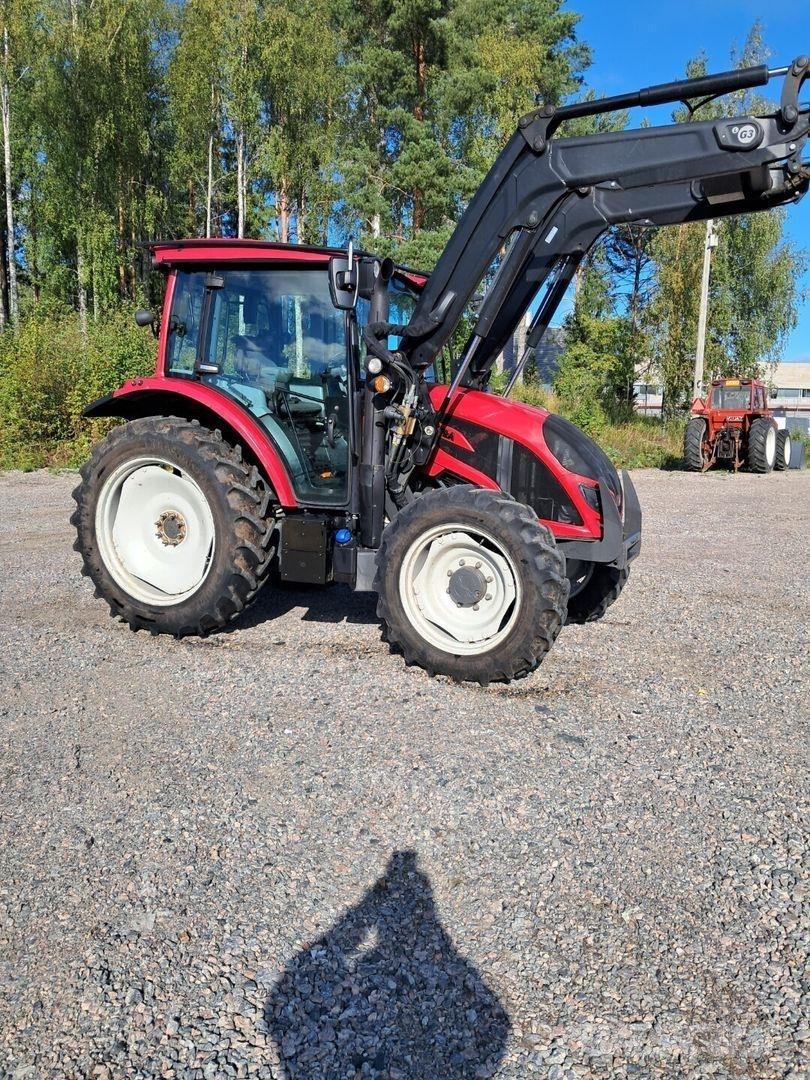 Valtra A94 hitec Traktory
