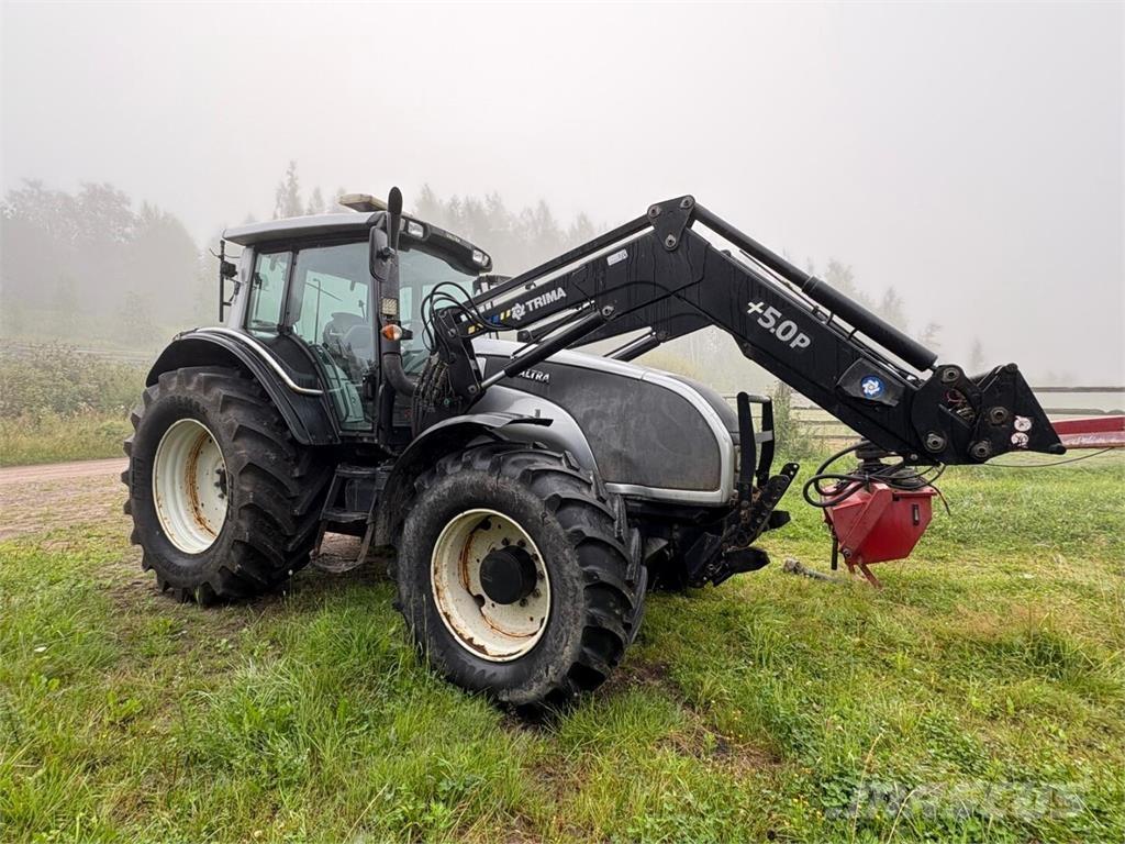 Valtra T 151 E Traktory