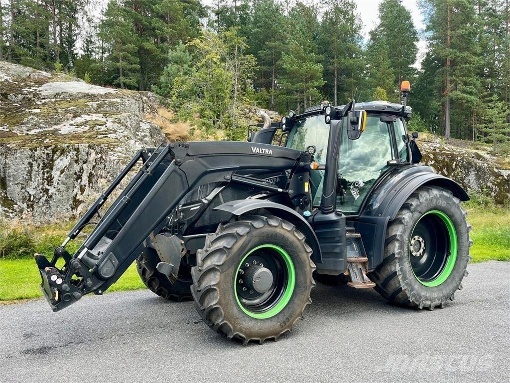 Valtra T234 Versu Traktory