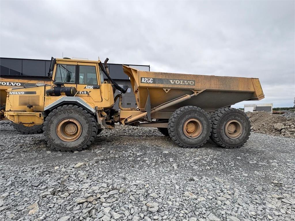 Volvo A 25 C Kĺbové nákladné autá