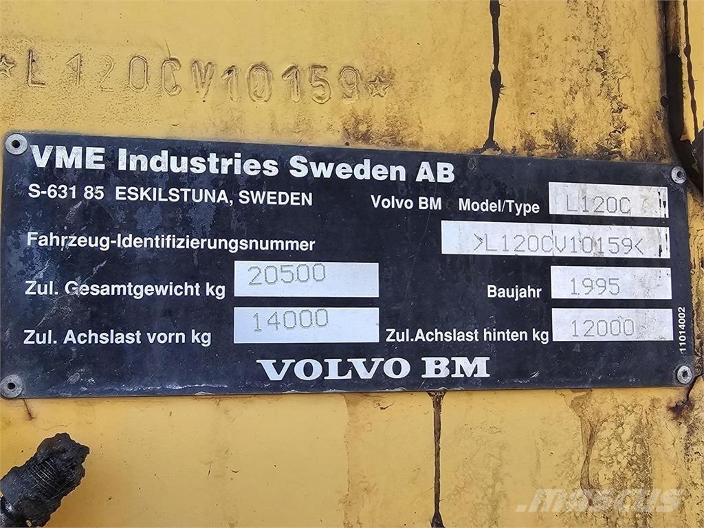 Volvo BM L120C Kolesové nakladače