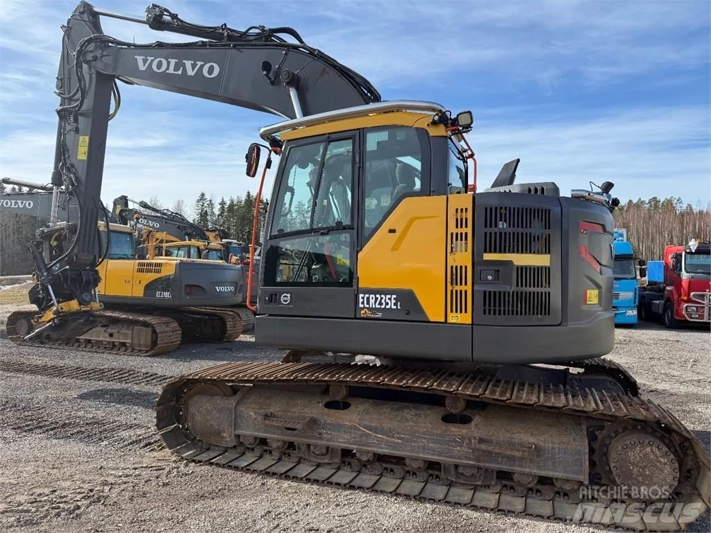 Volvo ECR235EL Pásové rýpadlá