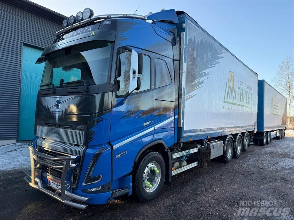 Volvo fh16 Vozne na drevnú štiepku