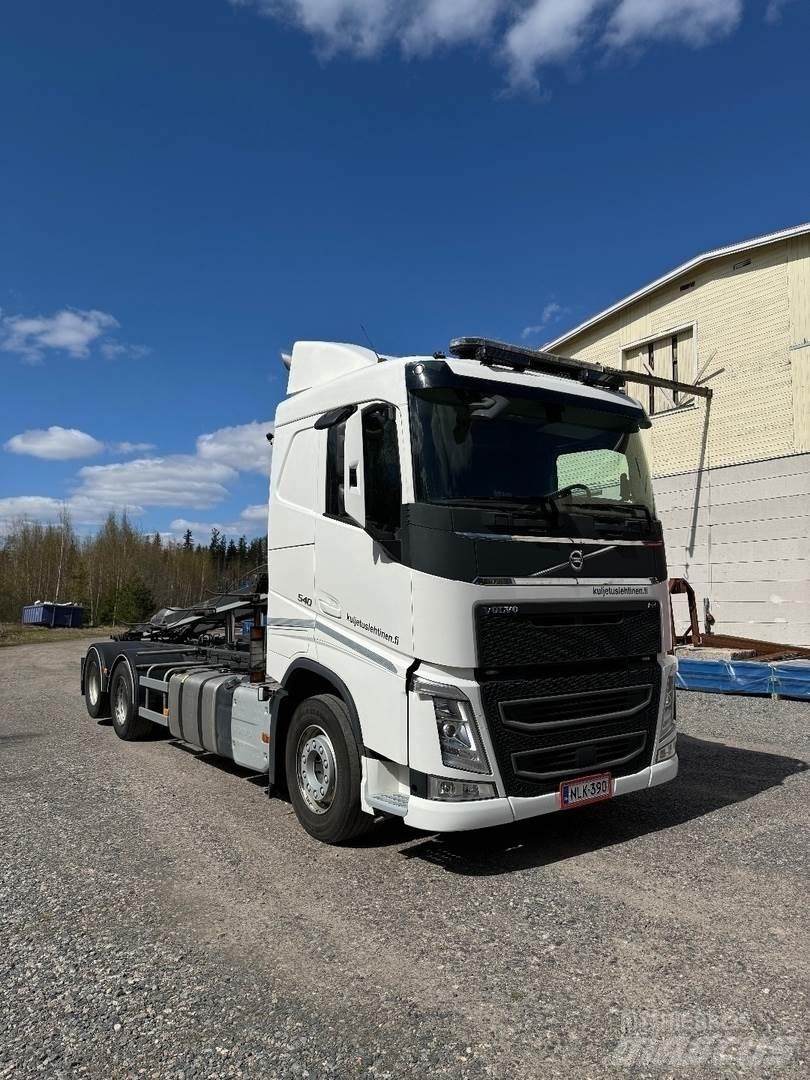 Volvo FH540 Hákový nosič kontajnerov