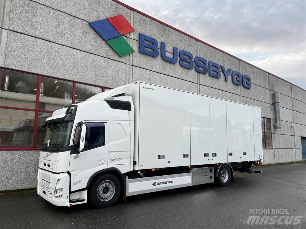 Volvo FM330 4x2 Skriňová nadstavba