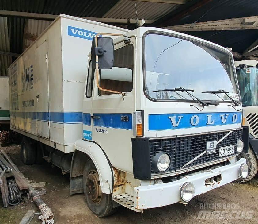 Volvo huoltoauto Skriňová nadstavba