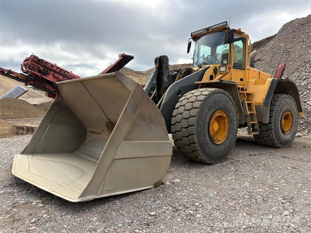 Volvo L 220 E Kolesové nakladače
