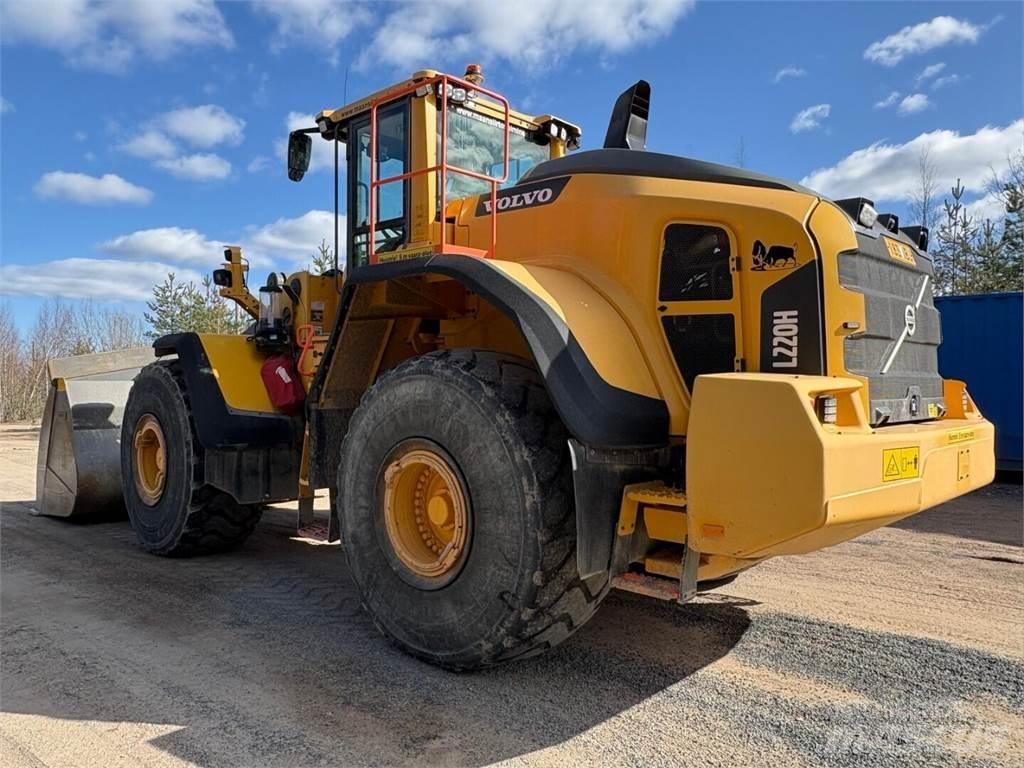 Volvo L 220 H Kolesové nakladače