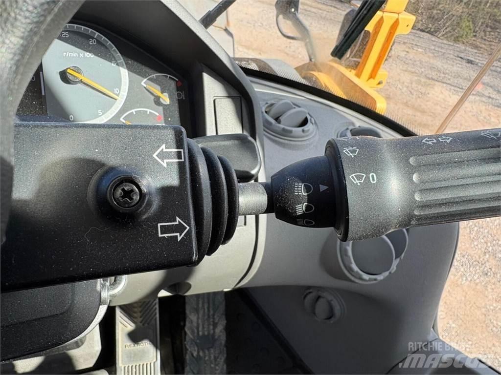 Volvo L 220 H Kolesové nakladače