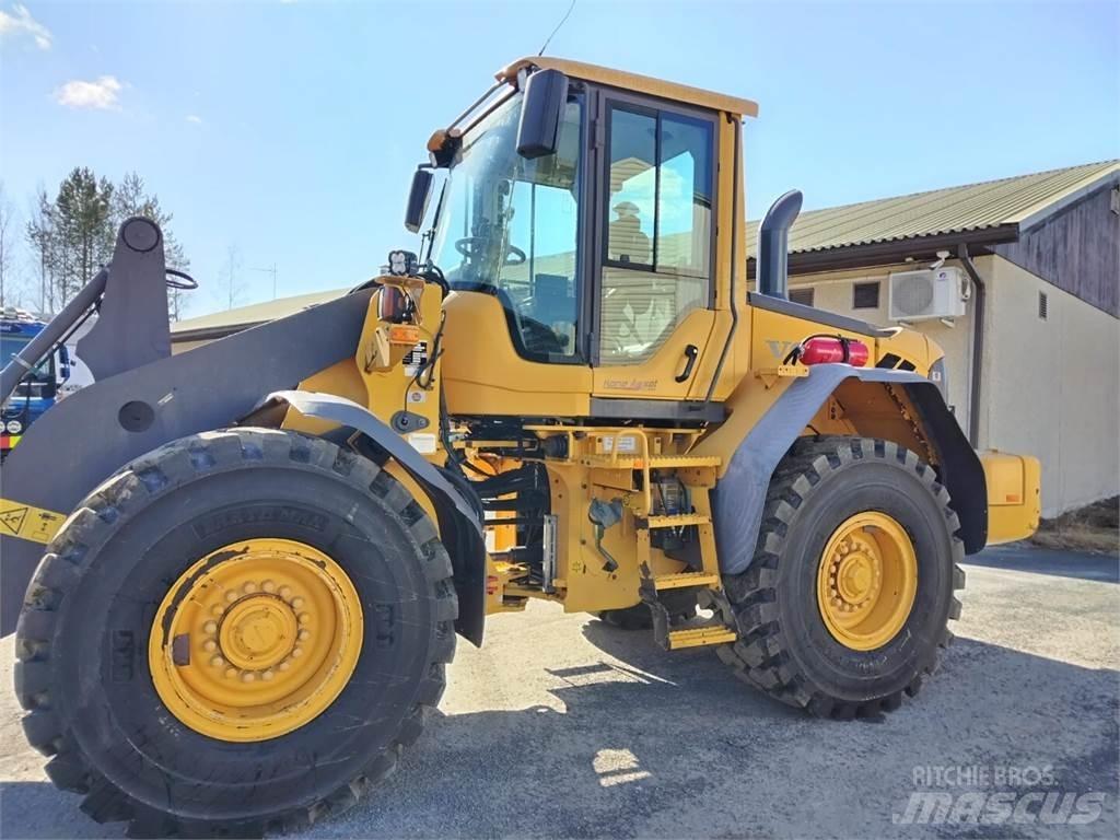 Volvo L 90 F Kolesové nakladače