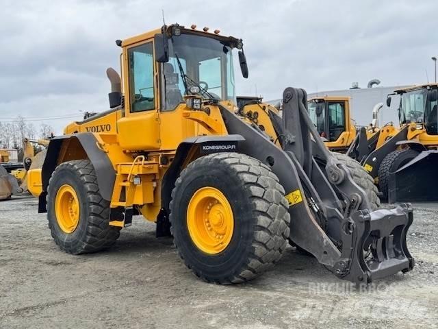 Volvo L120E Kolesové nakladače