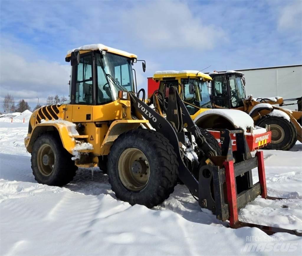 Volvo L40B Kolesové nakladače