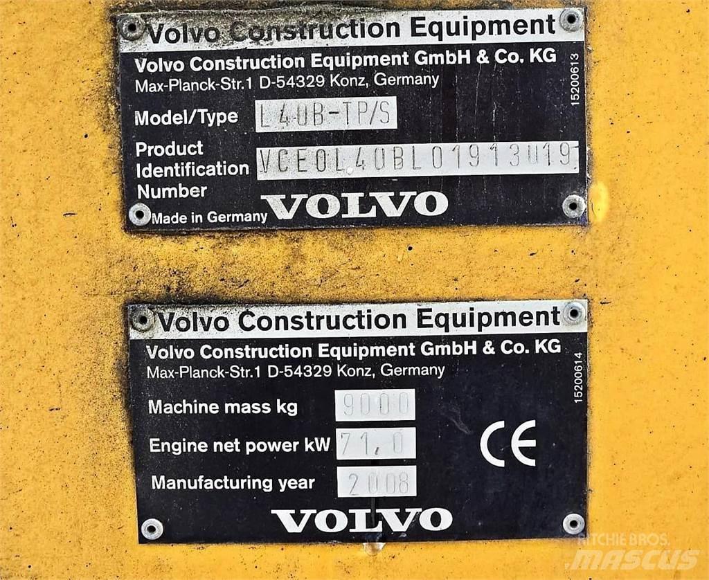 Volvo L40B Kolesové nakladače