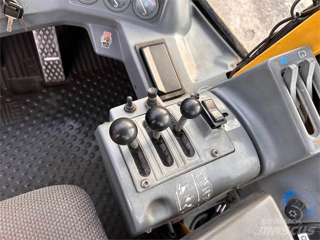 Volvo L50B Kolesové nakladače