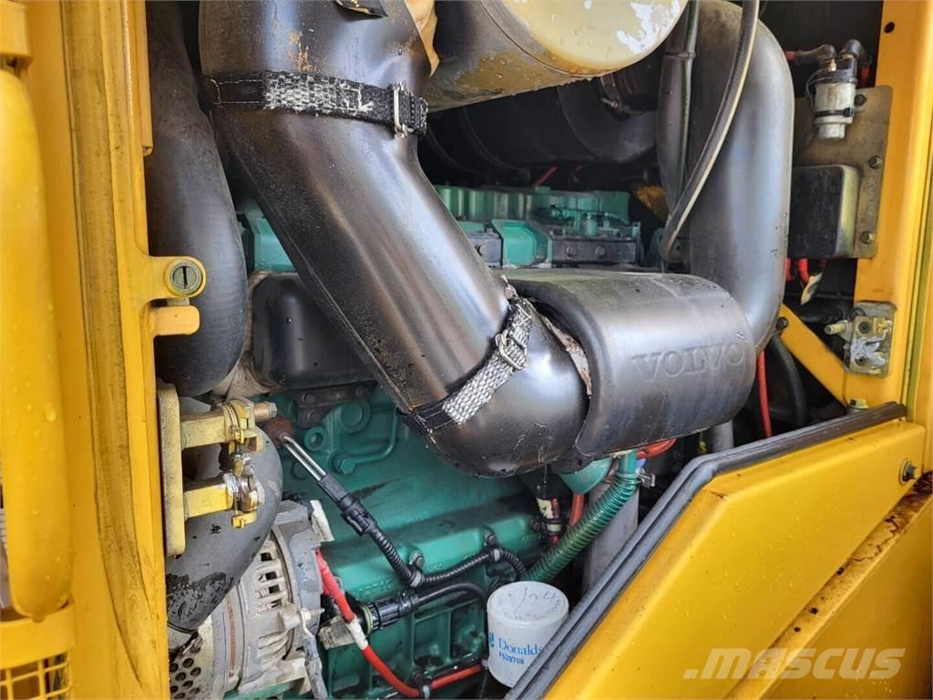 Volvo L60F Kolesové nakladače