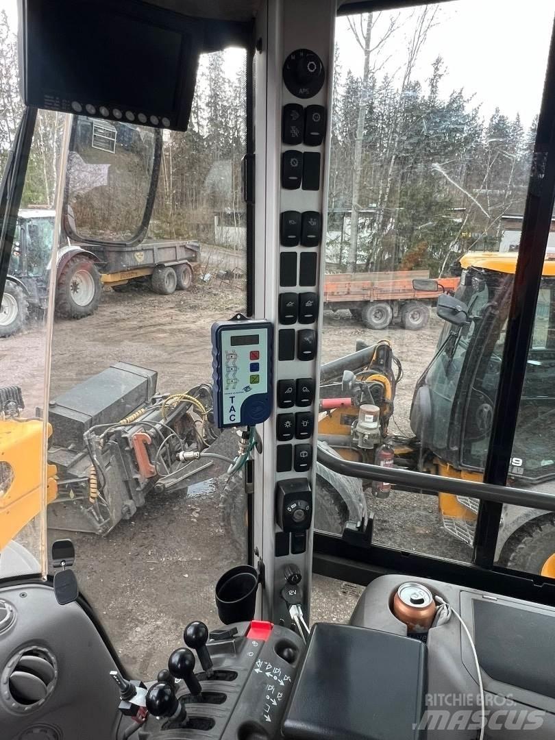 Volvo L60G Kolesové nakladače