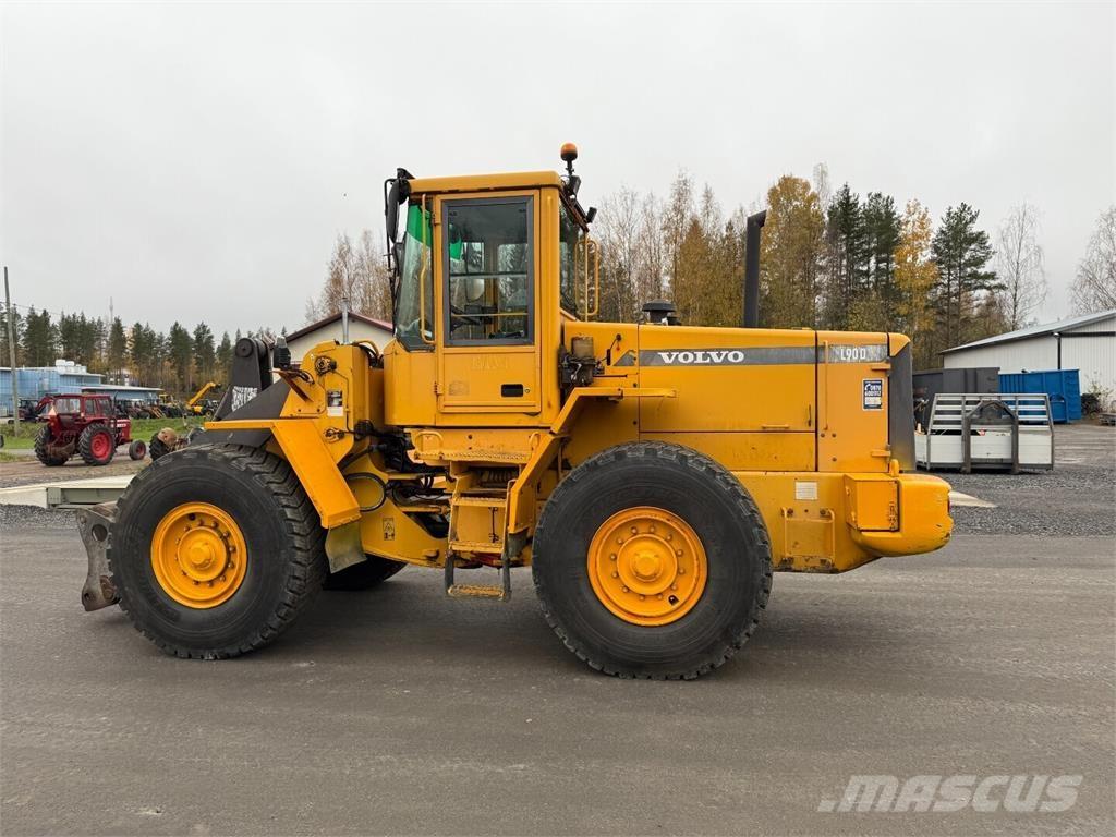 Volvo L90D Kolesové nakladače