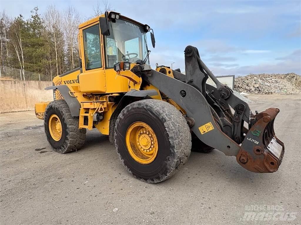 Volvo L90E Kolesové nakladače