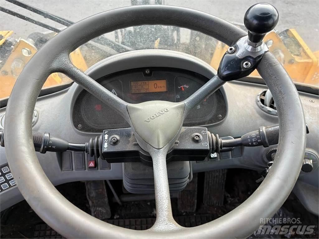 Volvo L90E Kolesové nakladače