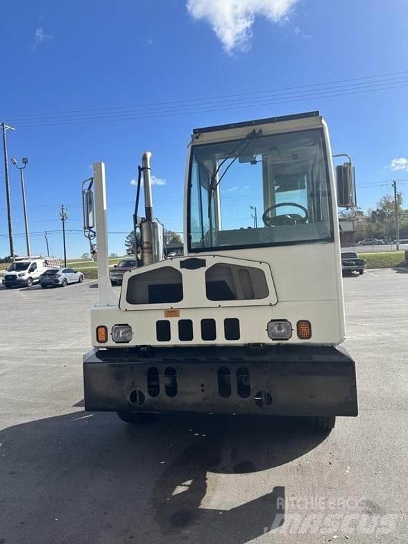 Autocar XSPOTTER Terminálový ťahač