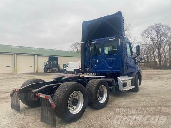 Freightliner CASCADIA 116 Ťahače