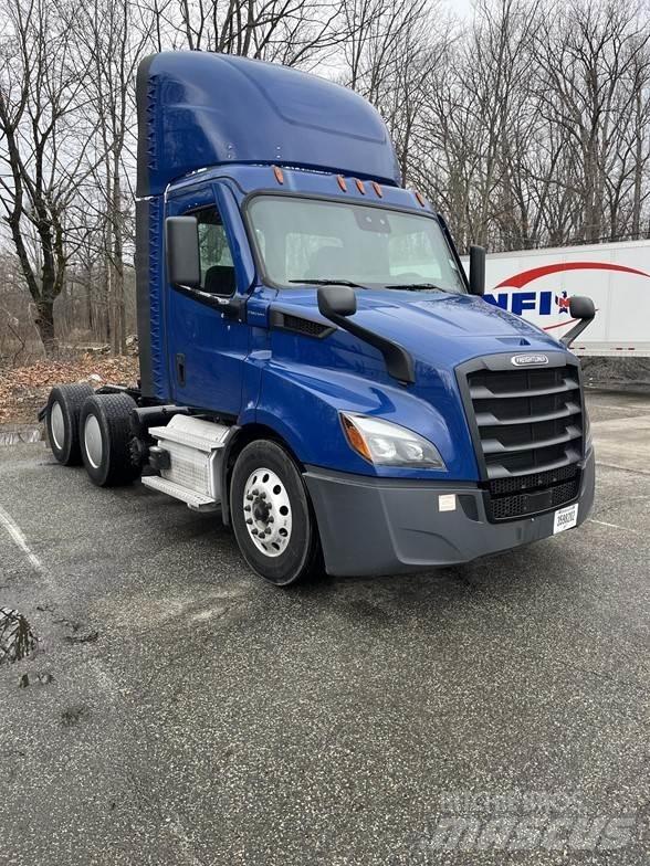 Freightliner CASCADIA 116 Ťahače