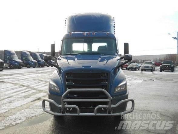Freightliner CASCADIA 116 Ťahače