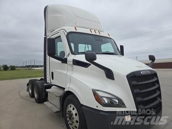 Freightliner CASCADIA 116 Ťahače