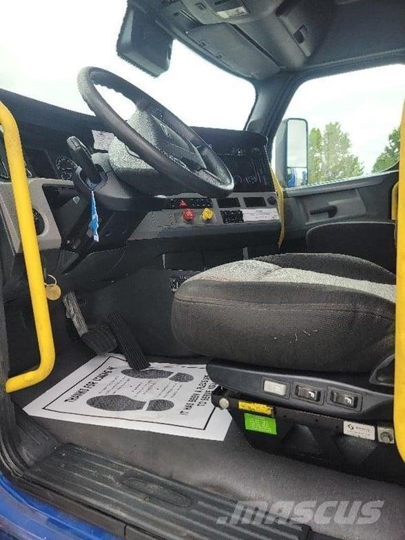 Freightliner CASCADIA 116 Ťahače