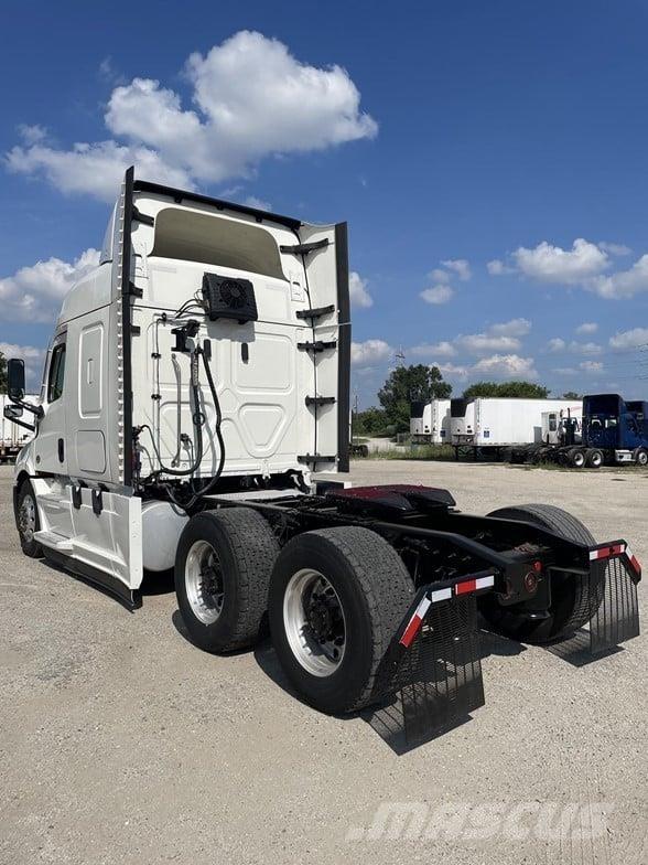 Freightliner CASCADIA 116 Ťahače